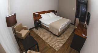 Гостиница Вешки парк Отель Долгопрудный Улучшенный двухместный номер с 1 кроватью или 2 отдельными кроватями-2